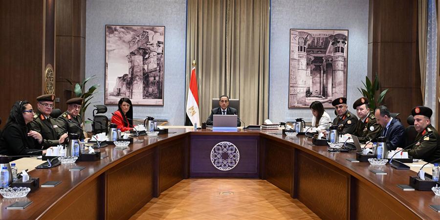 مدبولي يتابع تنفيذ مشروعات الهيئة الهندسية للقوات المسلحة بالقطاعات الخدمية